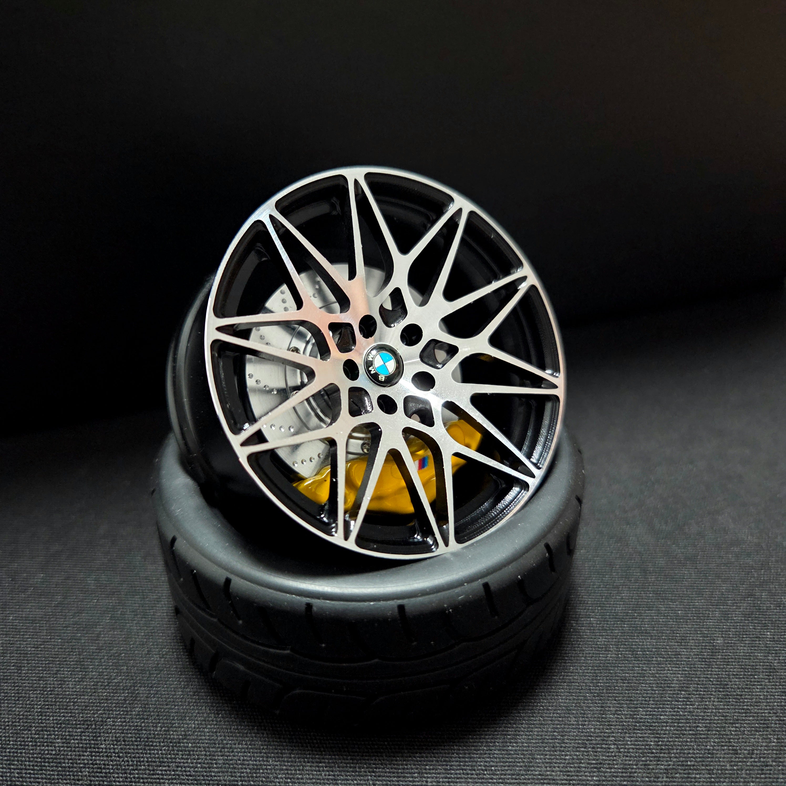 Forged Wheel Hub Car Air Vent Aromatherapy Ornament - Premium Car Culture & Tuning Inspired Freshener