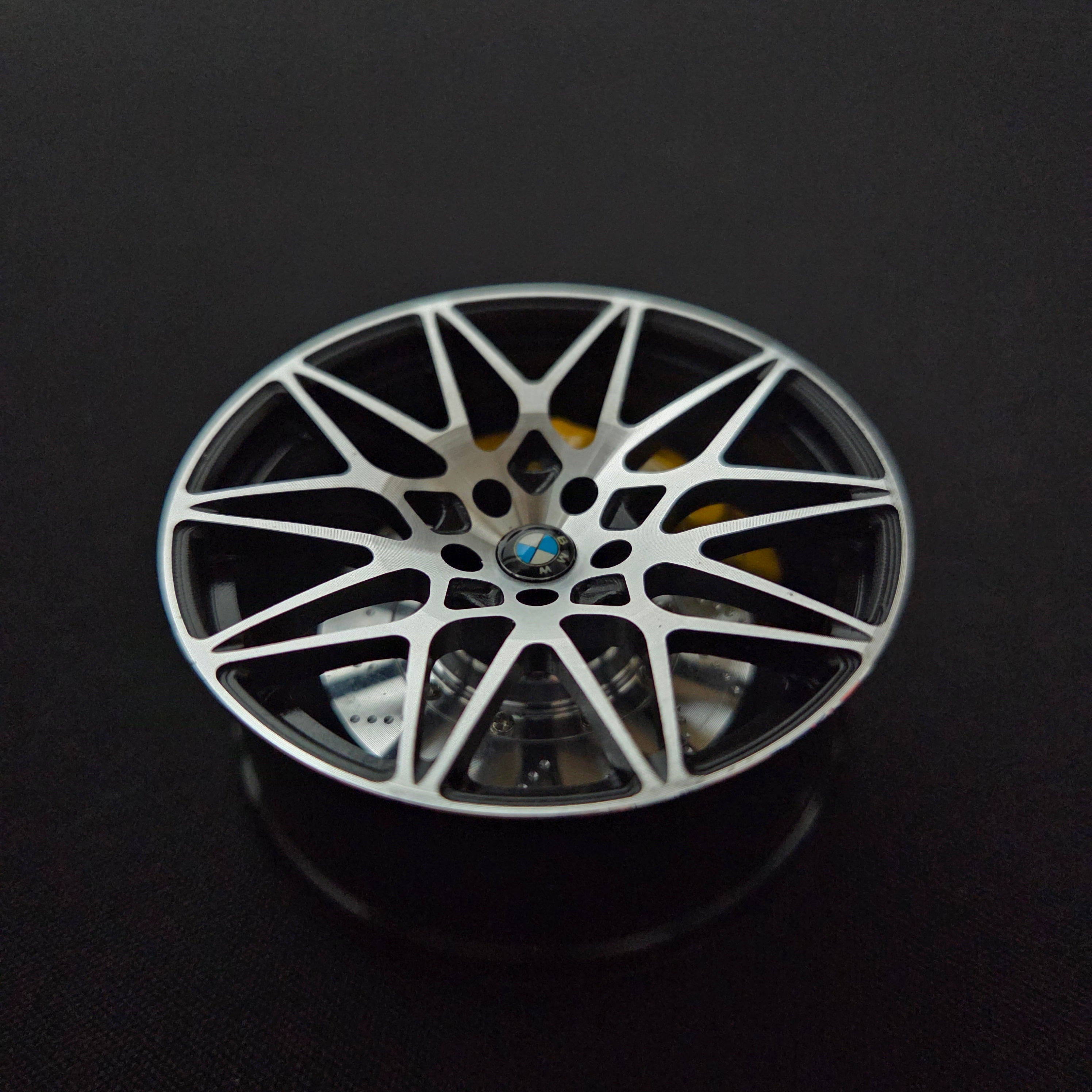 Forged Wheel Hub Car Air Vent Aromatherapy Ornament - Premium Car Culture & Tuning Inspired Freshener